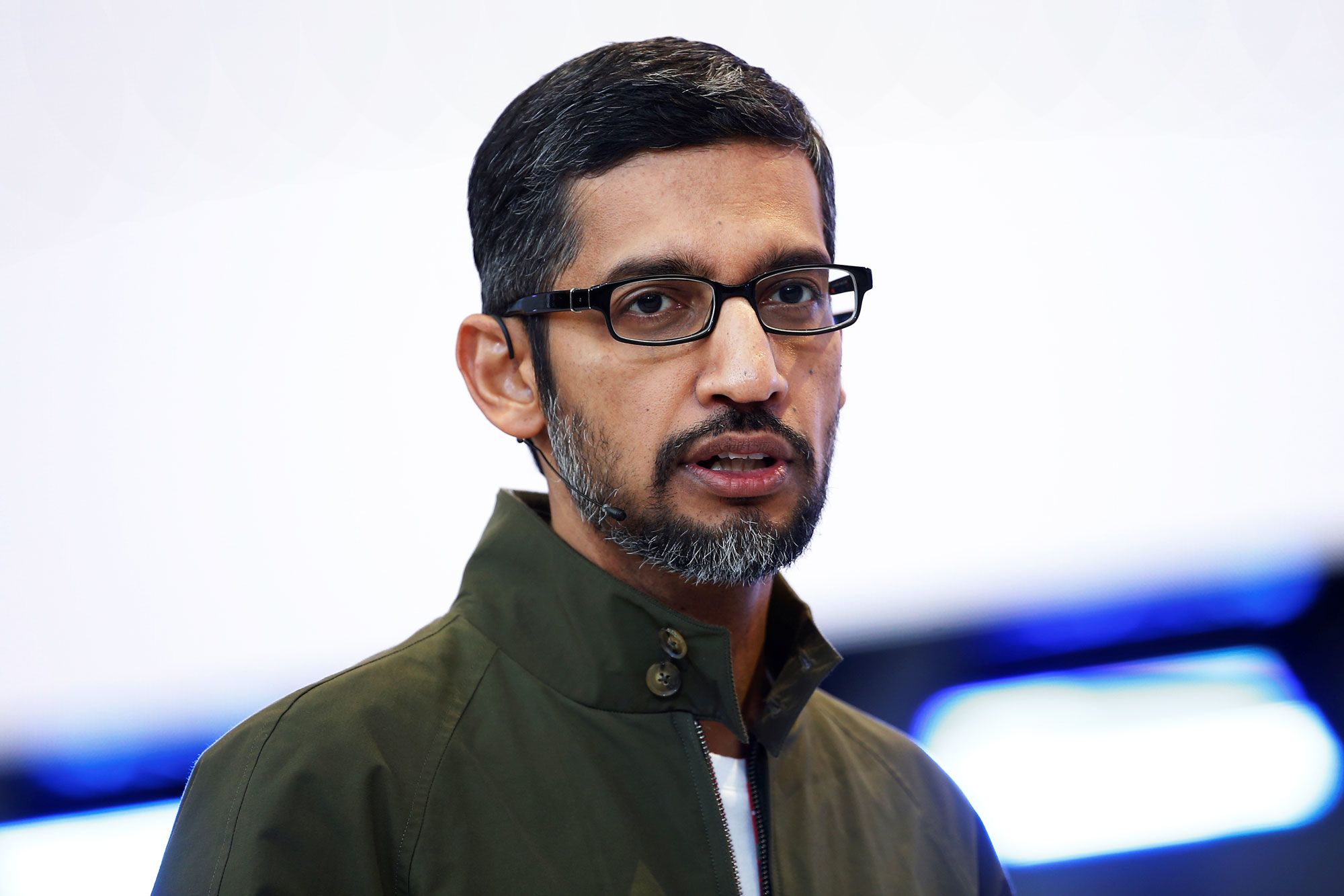 Google can now automatically delete the information it keeps on what you do online, here’s how to set it up – CNBC