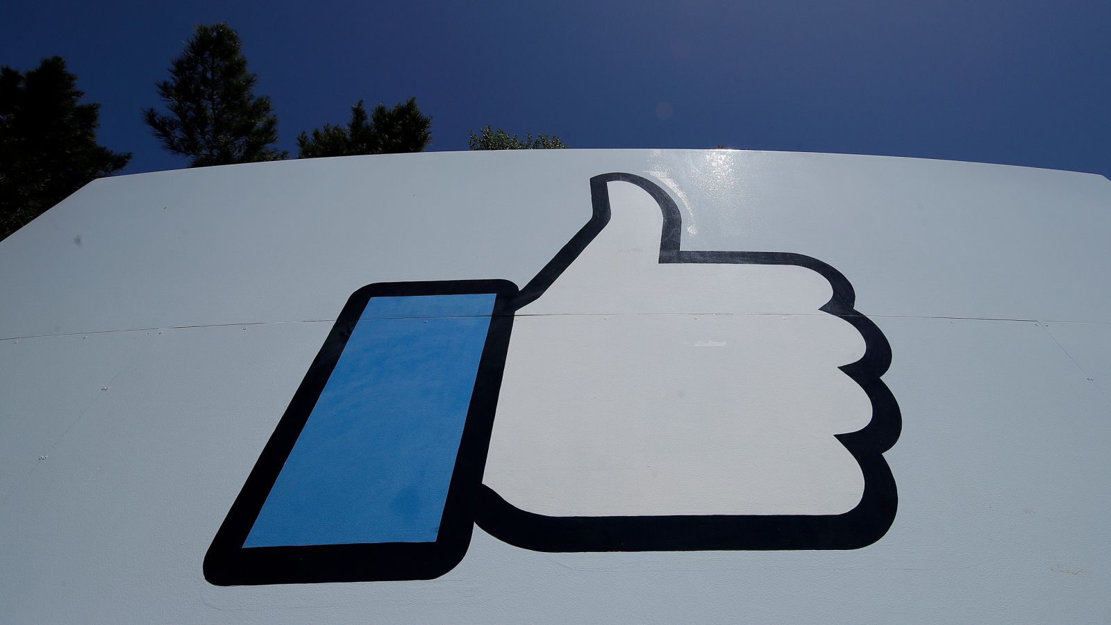 Facebook Sues South Korean Analytics Company to Send a ‘Message’ That It Means Business Now – Gizmodo