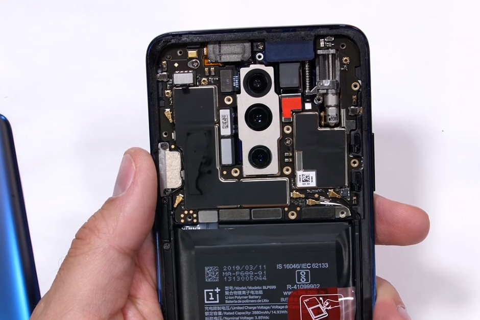 The OnePlus 7 Pro gets clear heels, see the front camera springs in action – Phone Arena