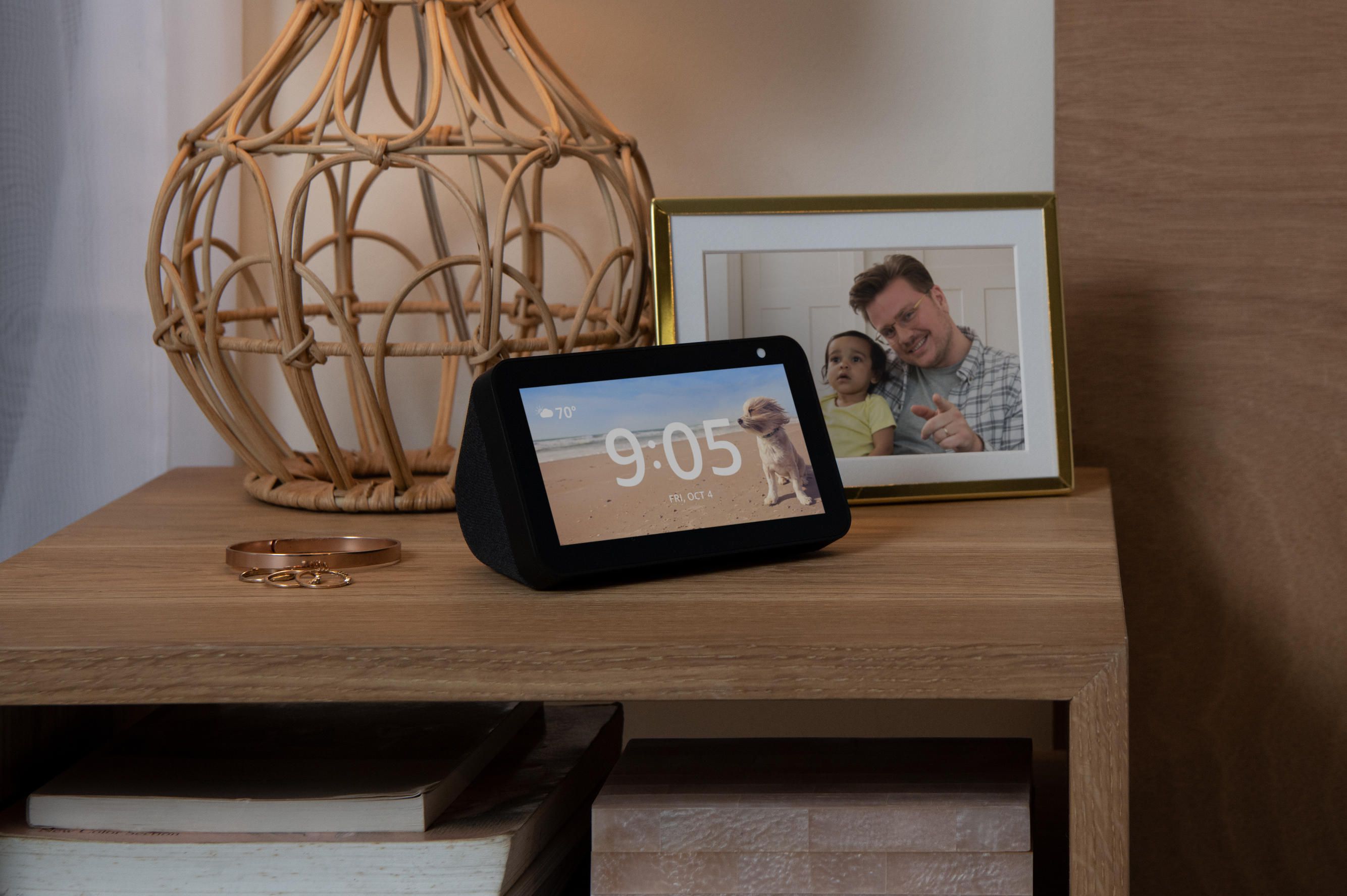 Amazon Echo Show 5 smart display coming in June for $90 – CNET