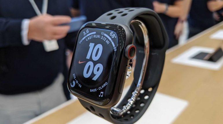 The awkward days of the Apple Watch are over – The Verge