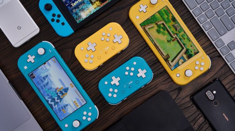 8BitDo’s Switch Lite-Inspired Controller Has Two (!) D-Pads – Kotaku