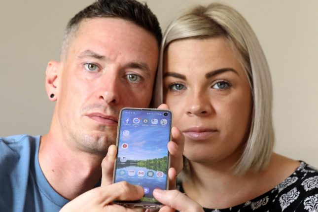 Mum discovers anyone could access her information on her Samsung Galaxy S10 after fitting £2.70 screen – The Sun
