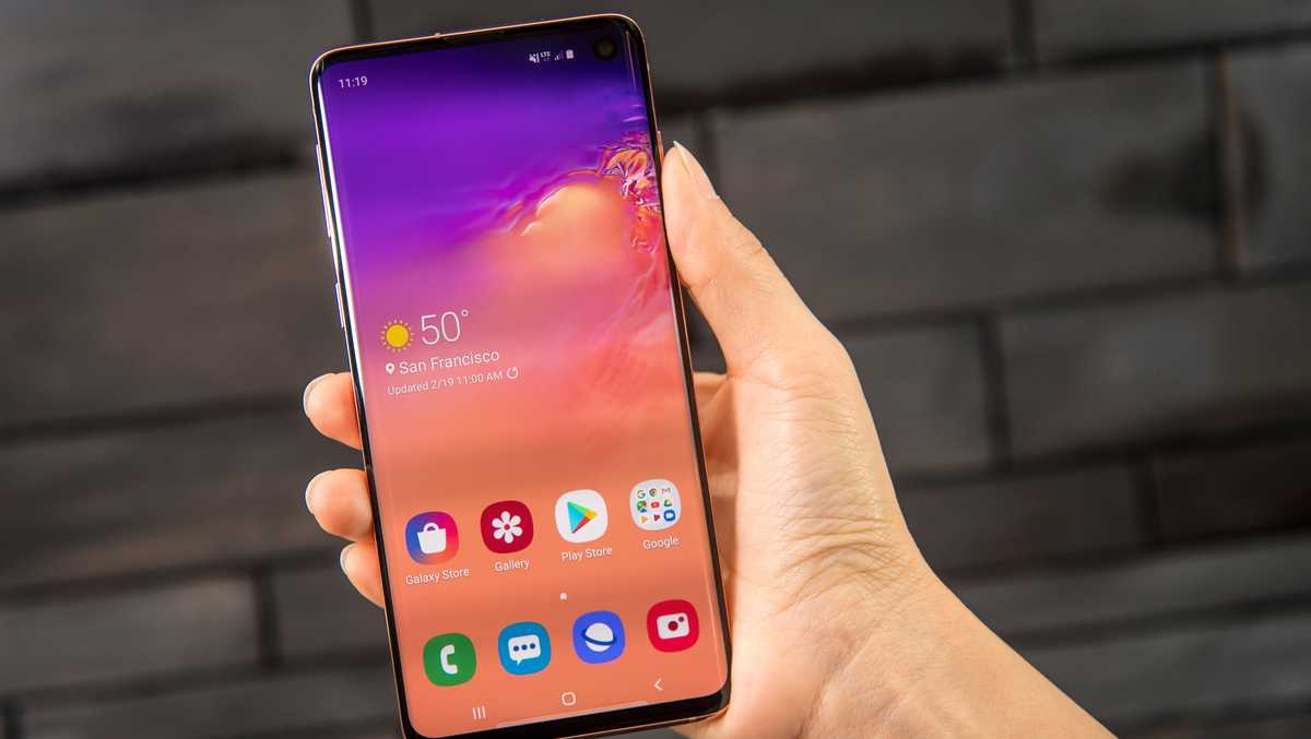 Samsung warns Galaxy S10 and Note 10 users to remove screen protectors over security concerns – KCCI Des Moines