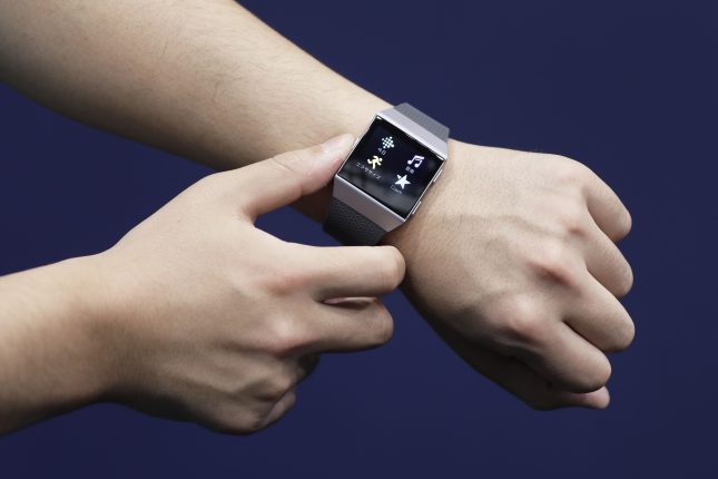 Alphabet Is in Talks to Buy Smart Watch Maker Fitbit – Yahoo Finance