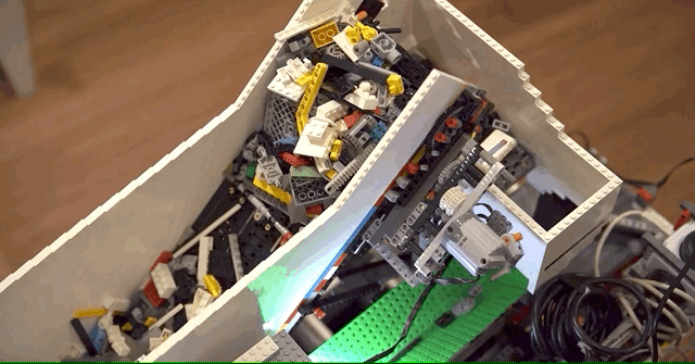 Watch this machine made out of Lego sort other Lego using AI – The Verge