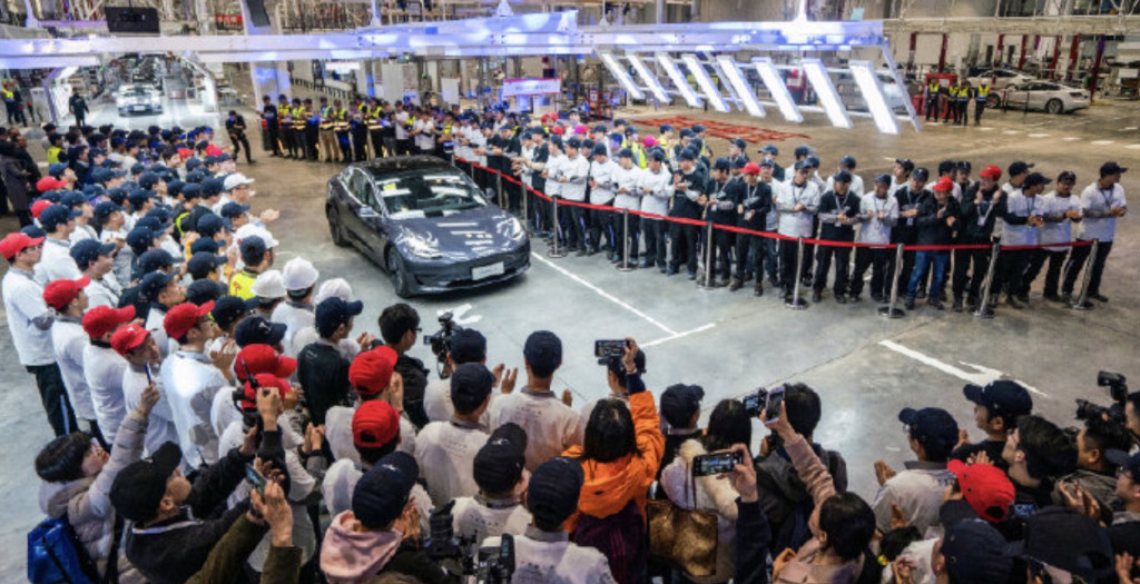 Tesla starts made-in-China Model 3 deliveries – opens the floodgates – Electrek