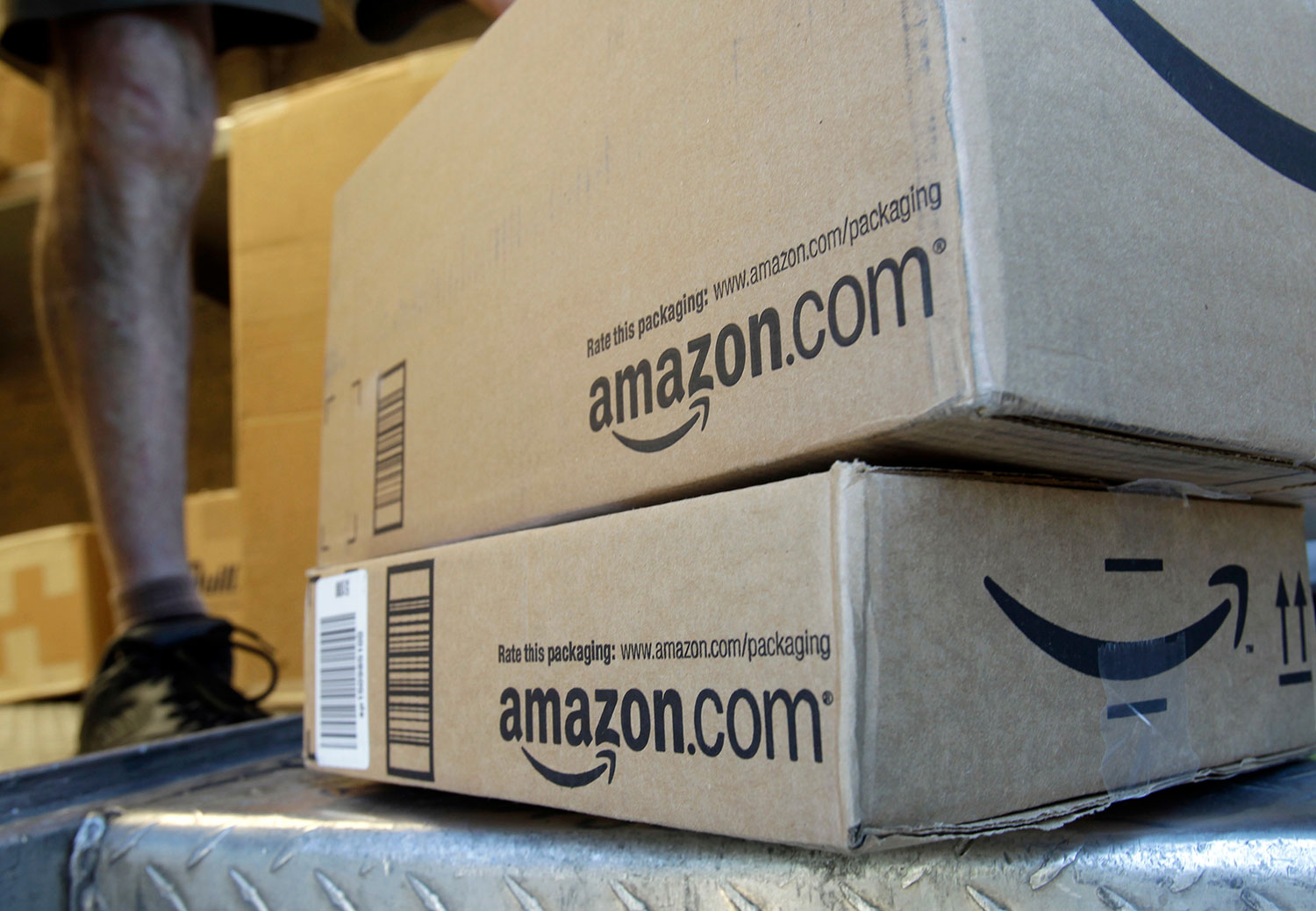 Today’s best deals: $199 Roomba, $5 Alexa smart plug, $30 Fire TV Stick, AirPods 2 deal, $22 Bluetooth speaker, more – BGR